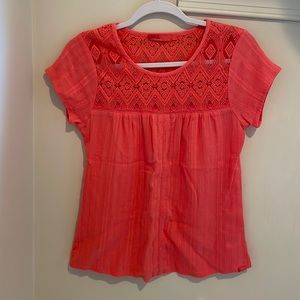 Prana 100% organic cotton coral top with embroidered neckline